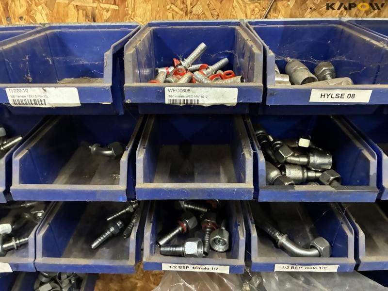 Equipment for hydraulic hoses 16