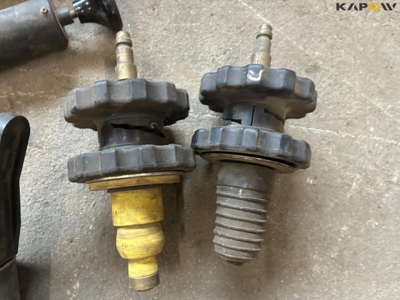 Pressure testing equipment 2