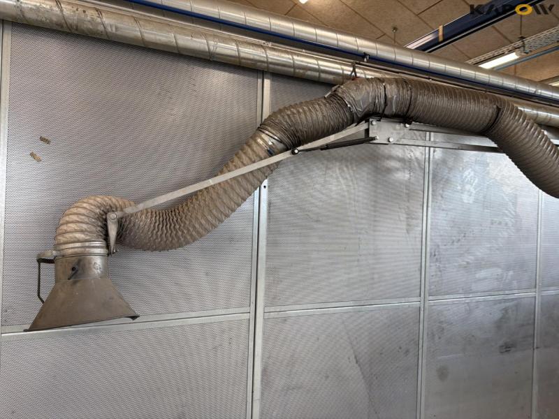 Extraction system + wall 23