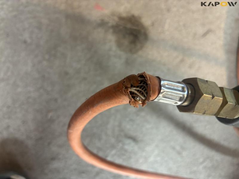 Weed burner with two gas bottles 14