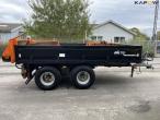 Umega UHF10 tipper truck with sand spreader 4