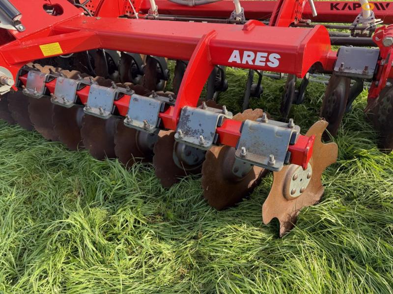 Unia Ares L4 disc harrow with seed box 9