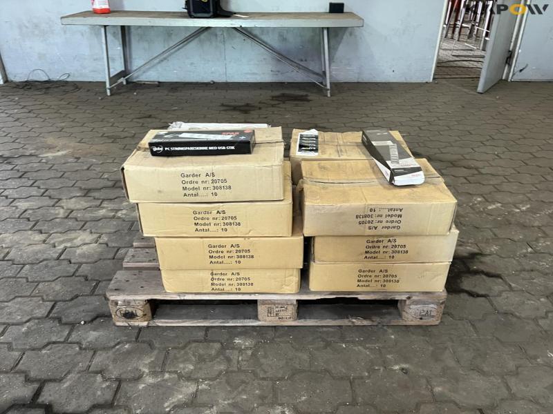 Universal Electric Savings Rail 8