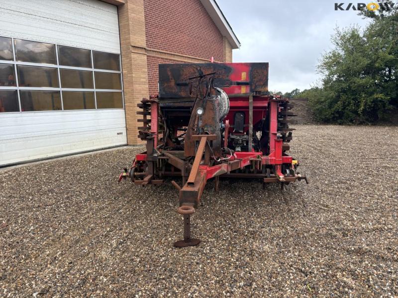 Väderstad 400p seed drill - burnt 2