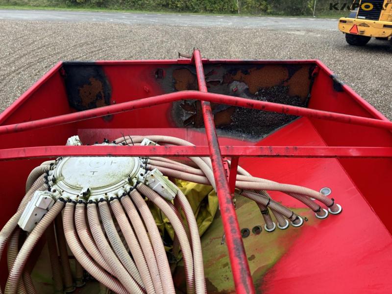 Väderstad 400p seed drill - burnt 29