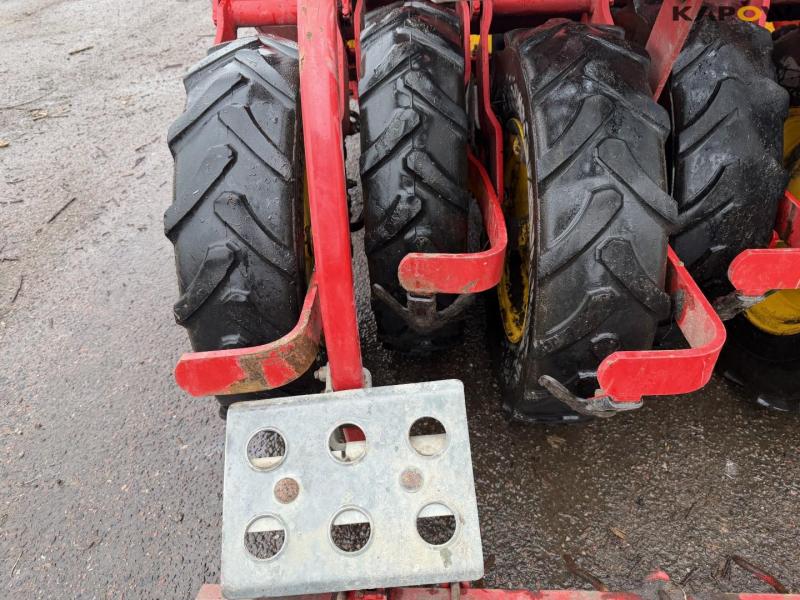 Väderstad Rapid 300C super XL seed drill 46
