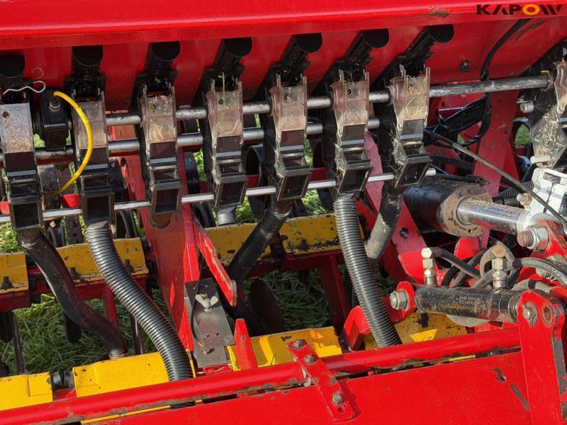 Väderstad rapid 400 seeder 28