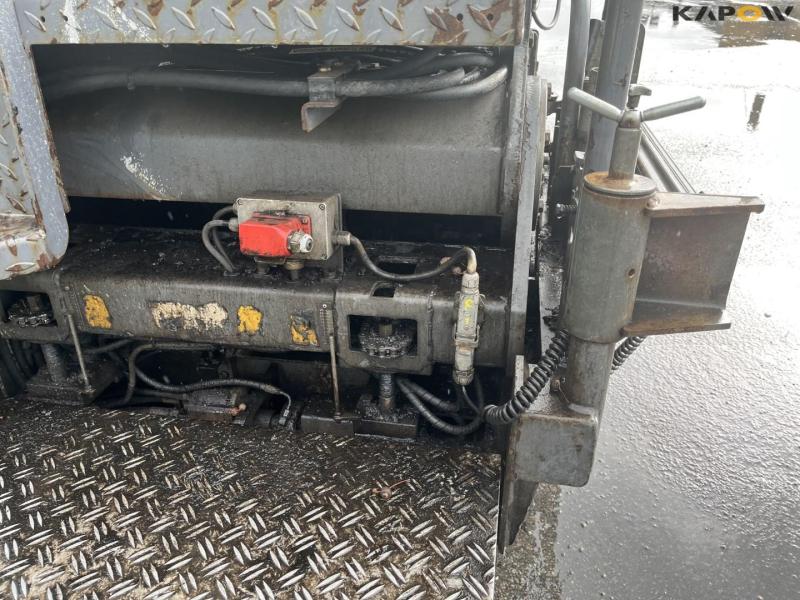 Vögele 1300-3i asphalt paver 23