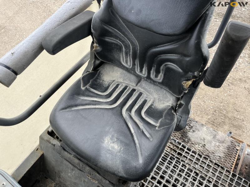 Vögele Super 1300-3I asphalt paver 33