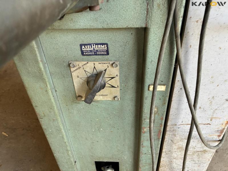 V. Løwener N302 spot welder 7