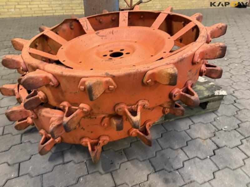 Weight, fence roller and iron wheel 10