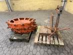 Weight, fence roller and iron wheel 8