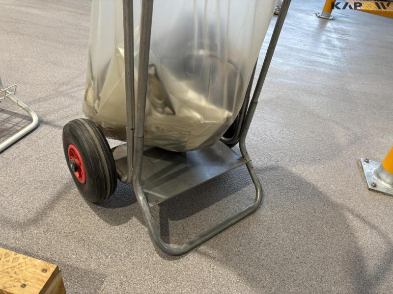 Workshop equipment 18