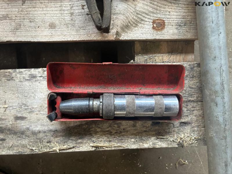 Workshop equipment 6