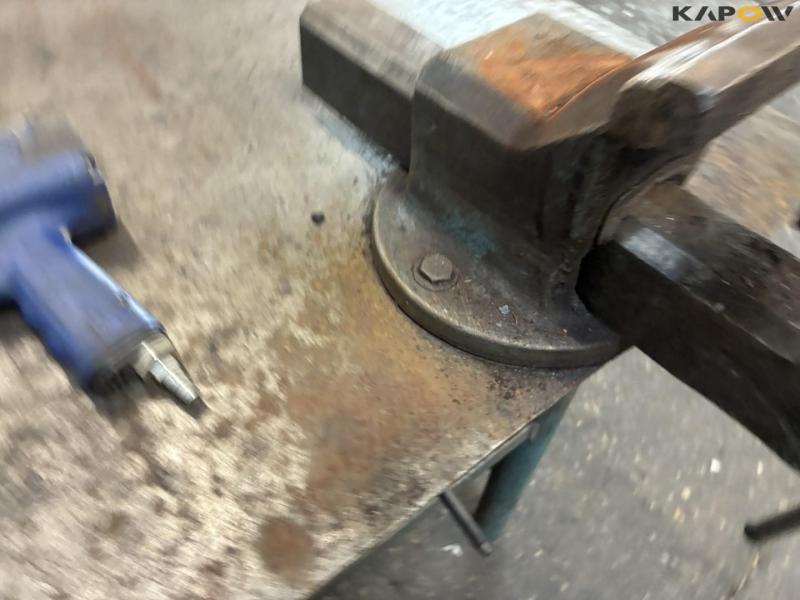 Iron workshop table with tools 12