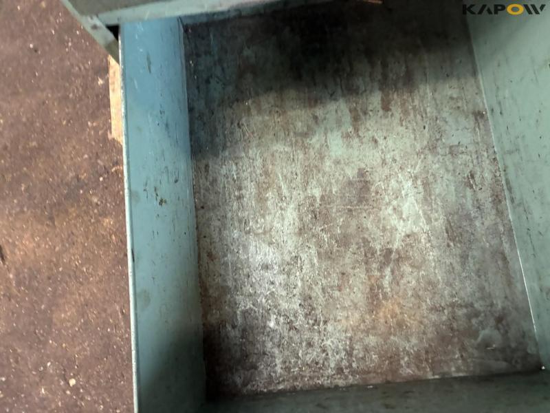 Workshop equipment/ Tool boxes 38
