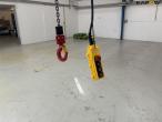 Workshop crane with 500kg Delta hoist 18