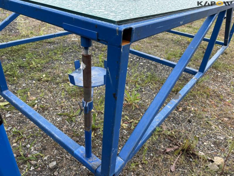 Workshop trolley with tempered glass top 18