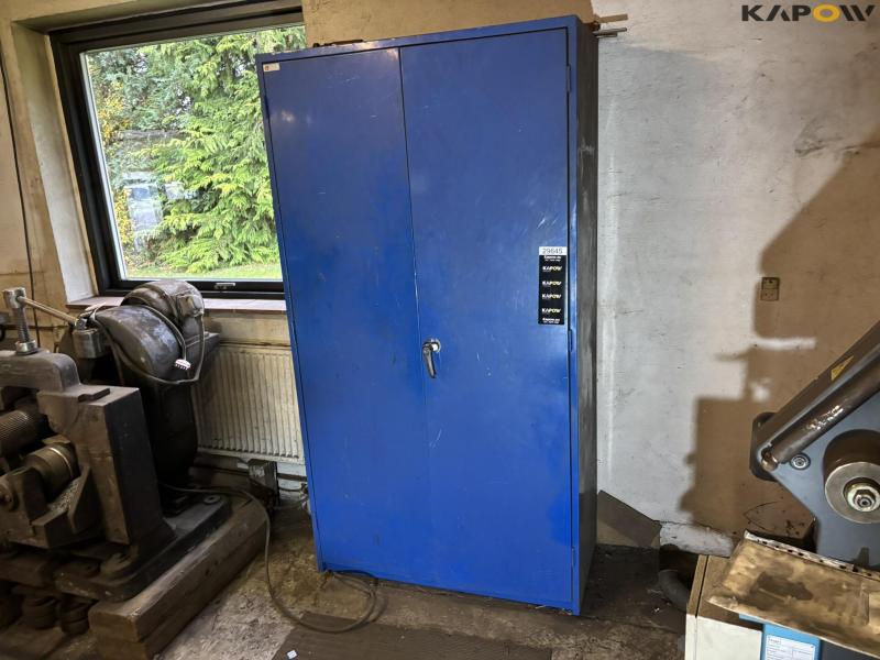 Workshop cabinet with contents 1