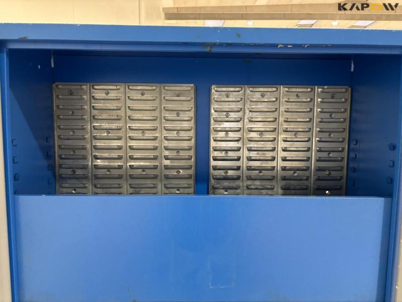 Workshop cabinet and shelving 11