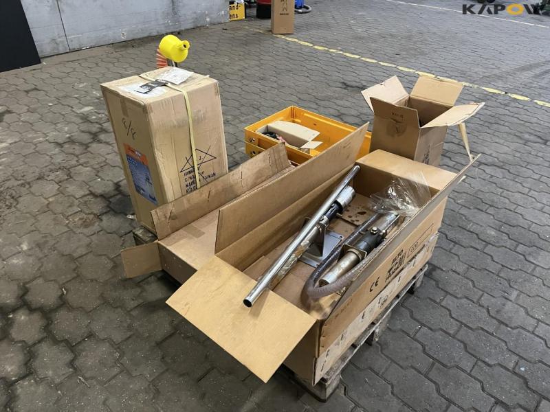 Workshop equipment 3