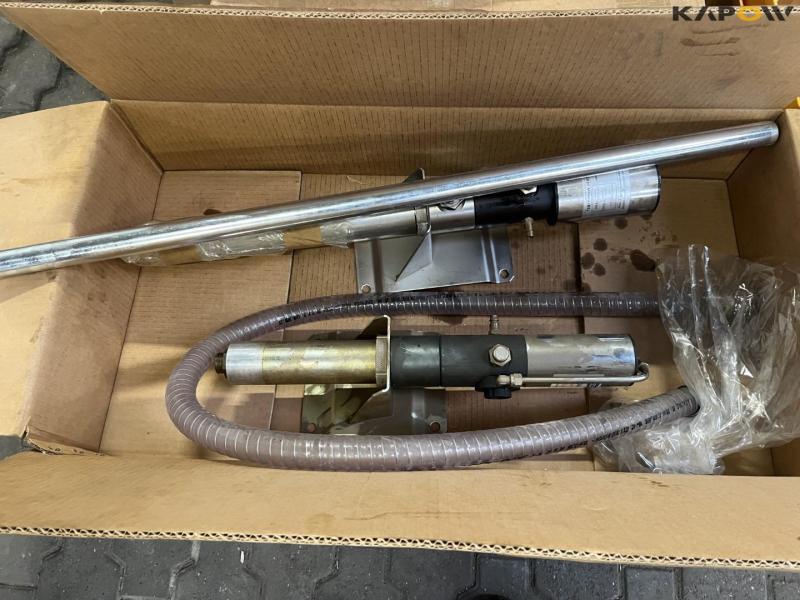 Workshop equipment 14