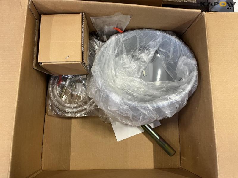 Workshop equipment 9