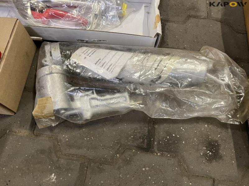 Workshop equipment 12