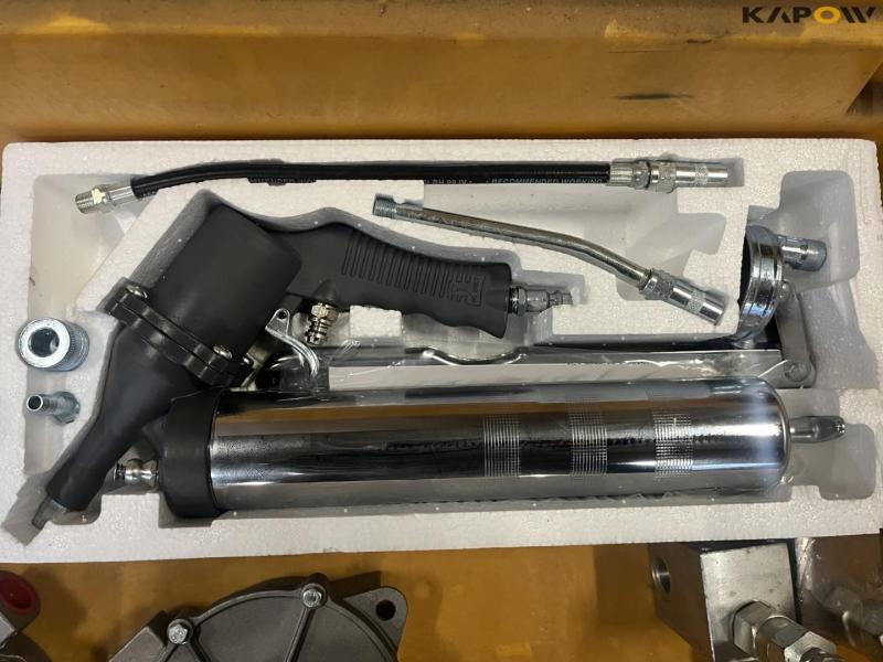 Workshop equipment 9