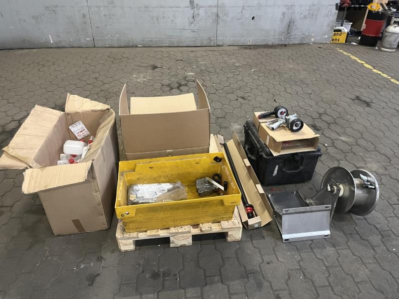 Workshop equipment 2