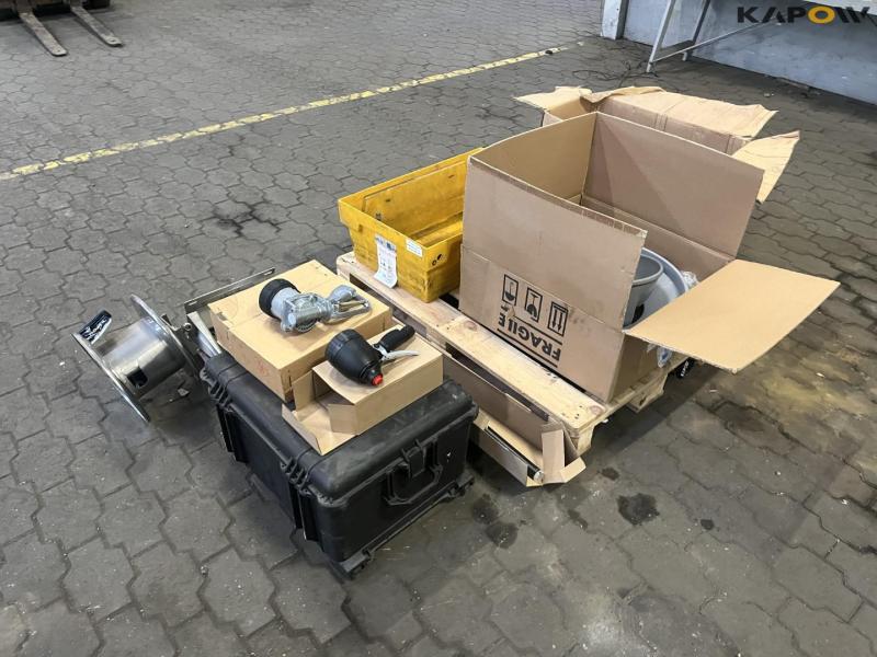 Workshop equipment 7