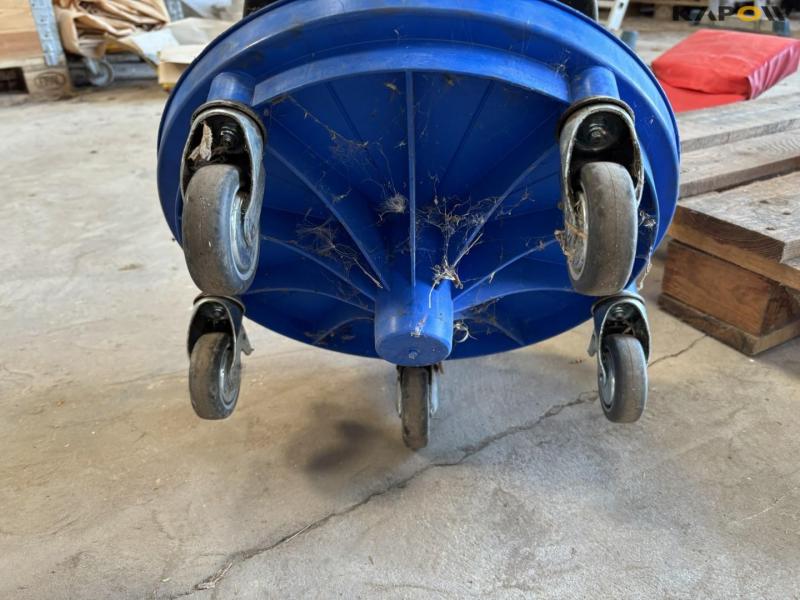 Workshop equipment 16