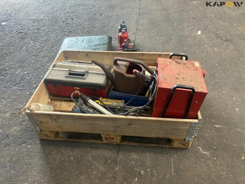 Workshop equipment 4