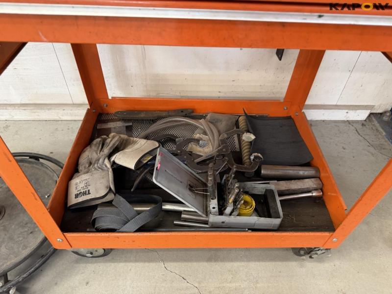 Workshop trolley, blackboard and chair 8