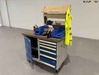 Tool trolley with contents