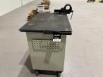 Tool table with steel plate and vice 3