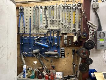 Tool wall and lubricants