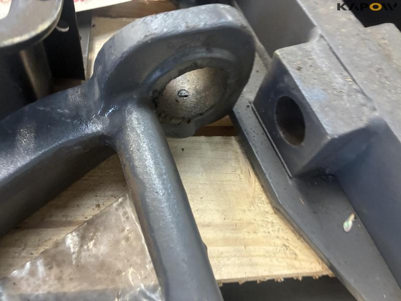 Valtra hitch hook for T/N series 12