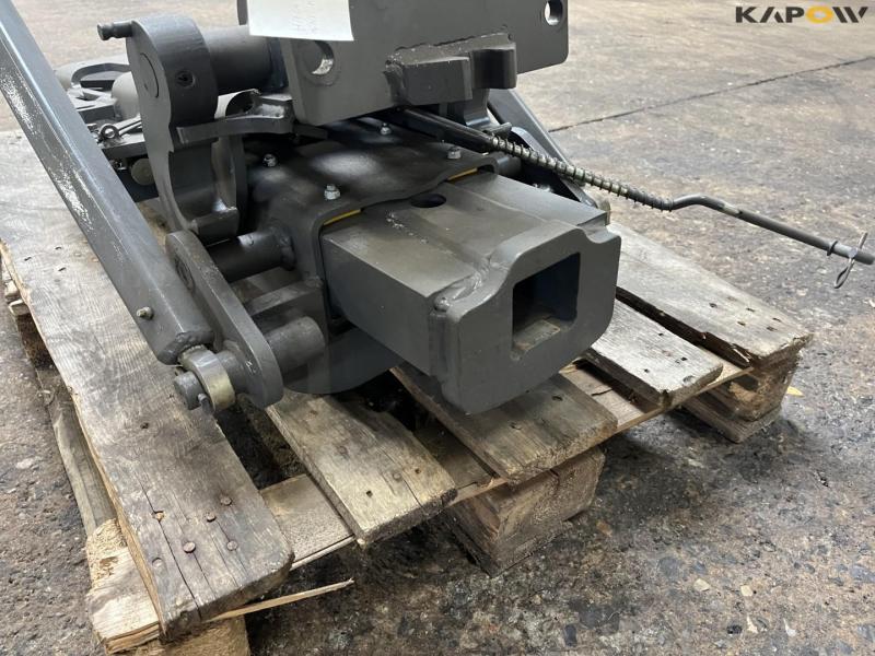 Valtra hitch hook 12