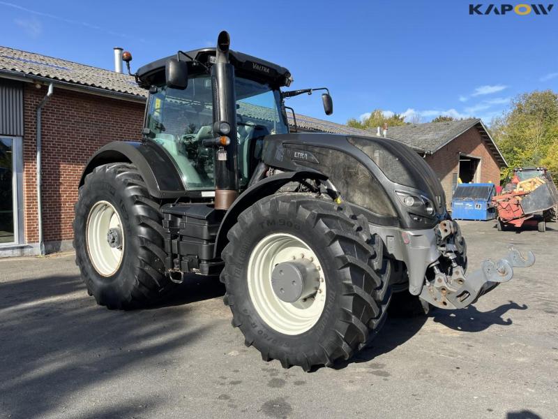 Valtra S374 tractor 3