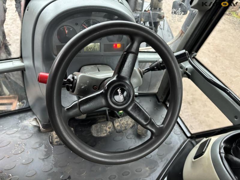 Valtra T150 tractor with front loader 49