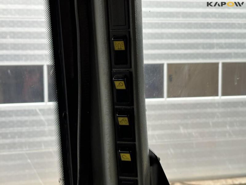 Valtra T150 tractor with front loader 67