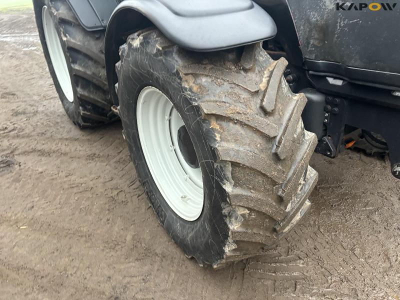 Valtra T191 tractor 77