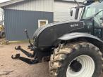 Valtra T191 tractor 9