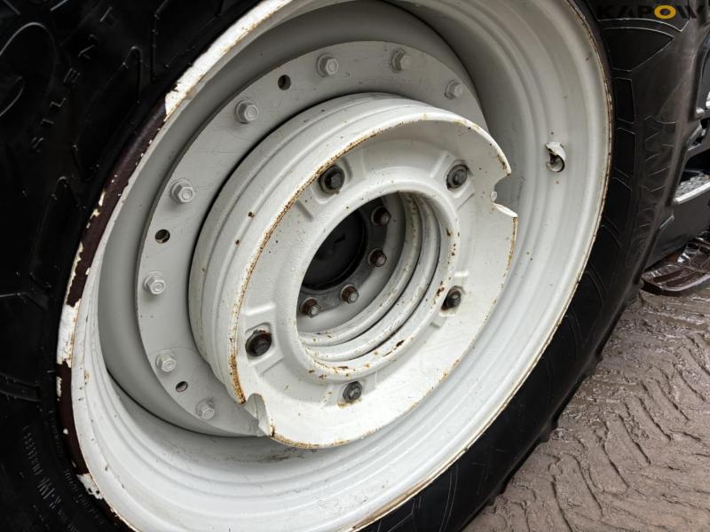 Valtra T234S front loader tractor 75