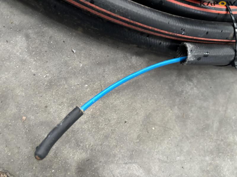 Water hose with heating wire 5