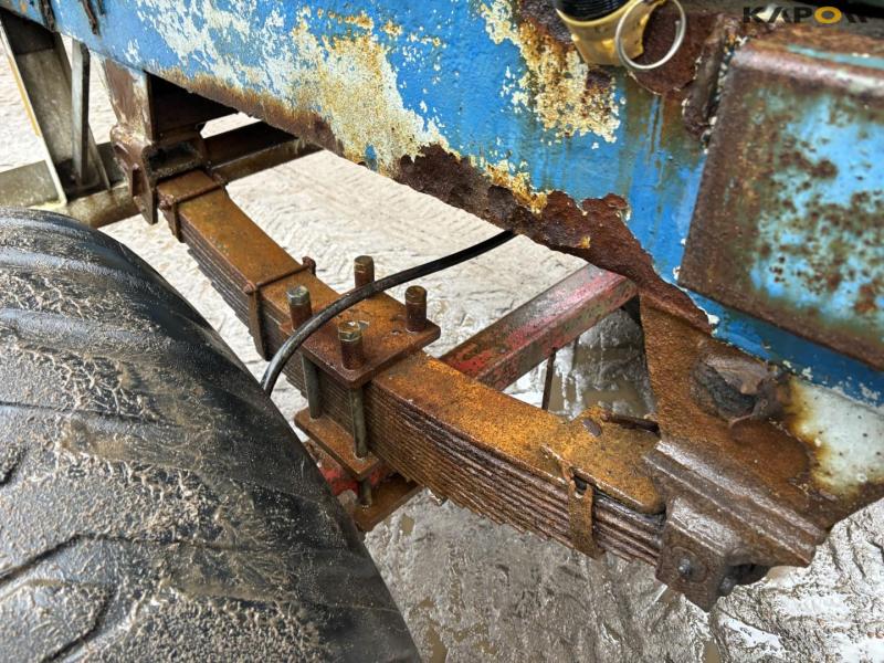 Water wagon / dan manure 26