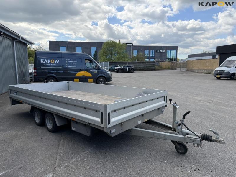 Variant 3021p4-10 trailer 3