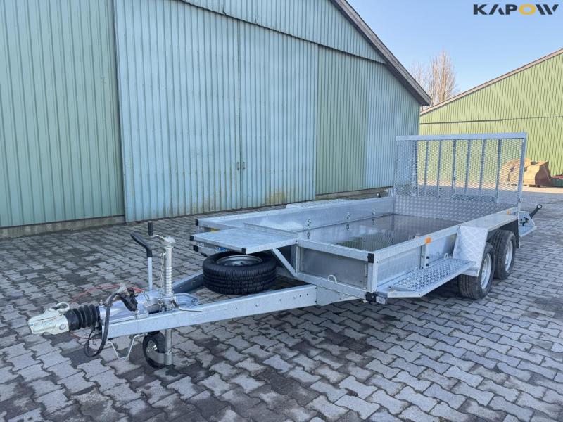 Variant 3518 M4 maskintrailer - Kapow Online Auctions