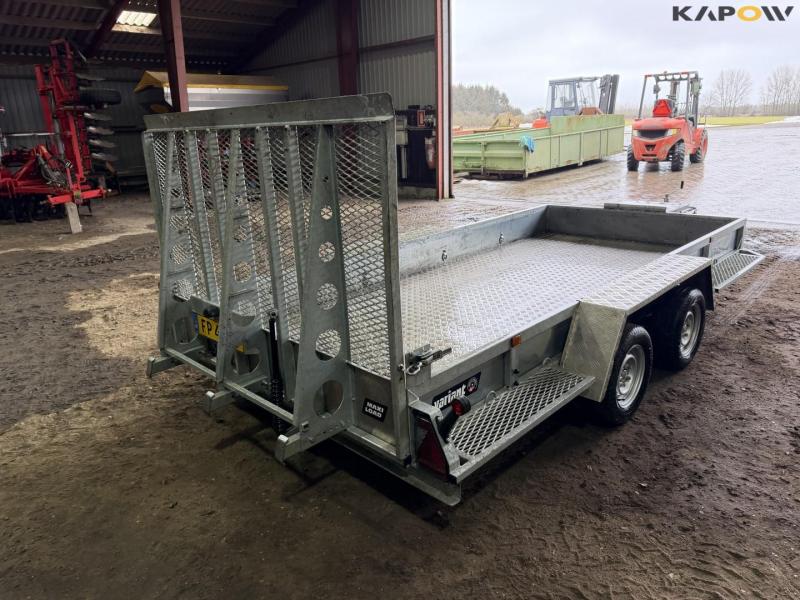 Variant 3518m4 machine trailer 5